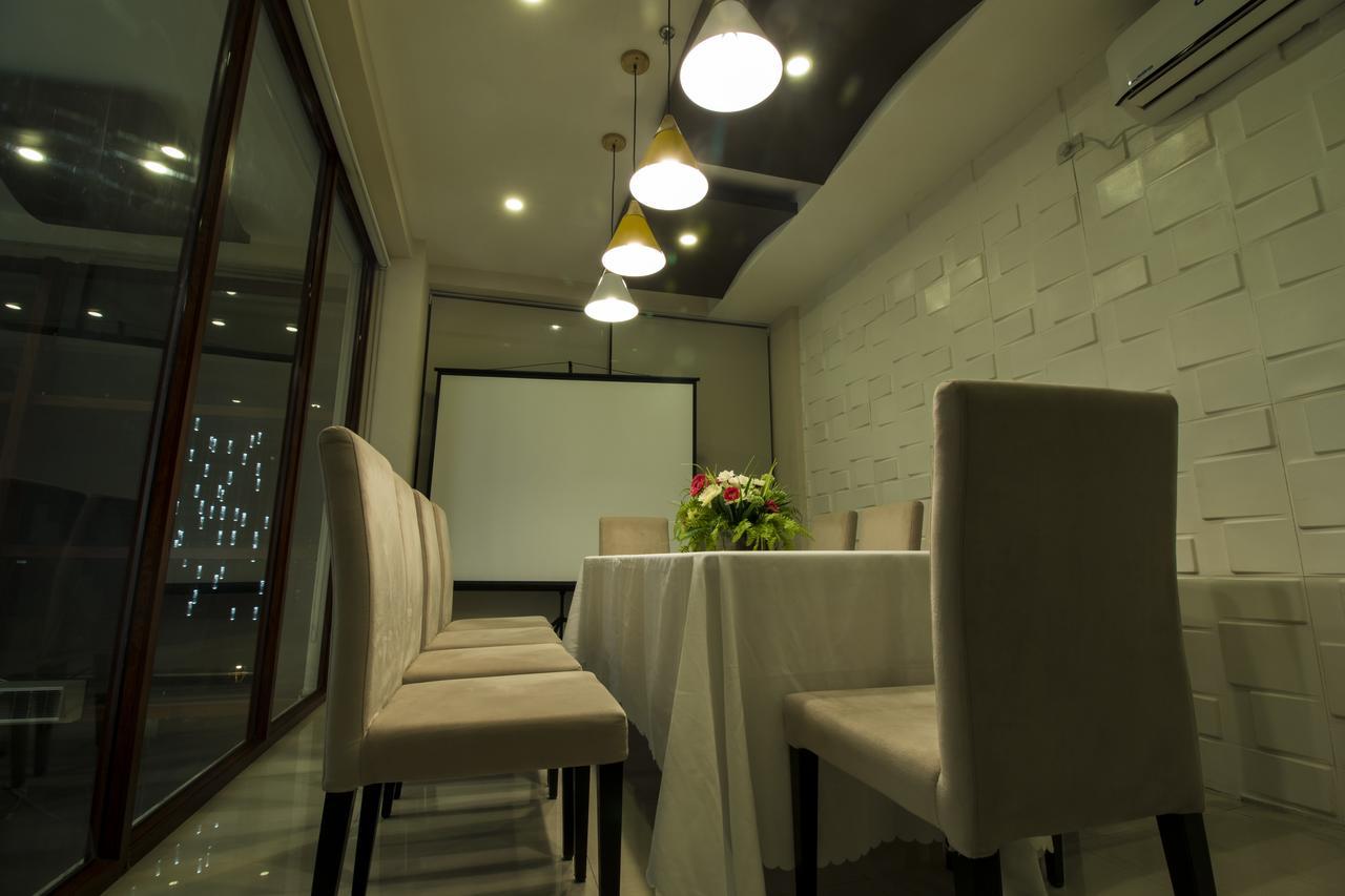 Baypark Hotel Calbayog Eksteriør bilde